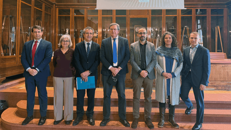 Participantes en la presentación del libro sobre Indicadores de sostenibilidad del sector agroalimentario.