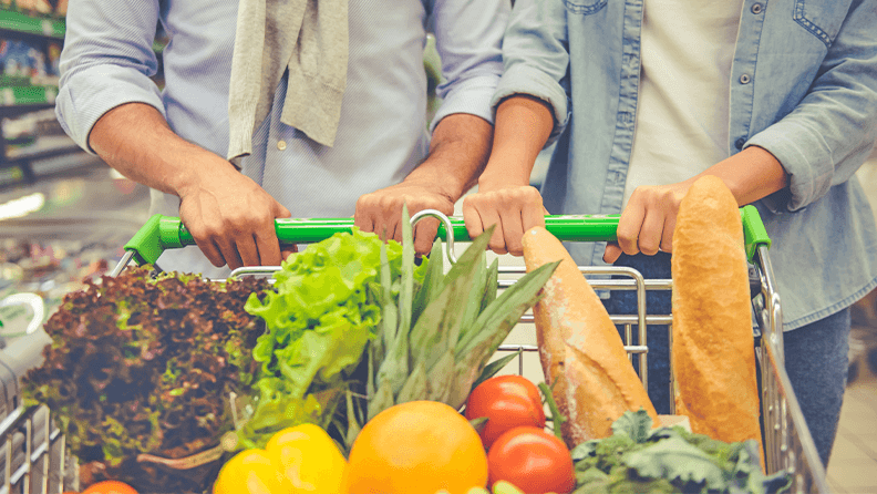 Algunos productos básicos de la cesta de la compra sufren variaciones importantes en su precio desde el origen hasta el consumidor
