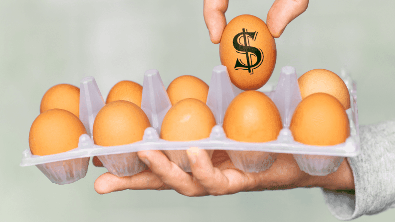Continúa subiendo el precio de los huevos en Estados Unidos.