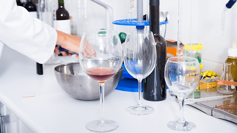 Vino en laboratorio