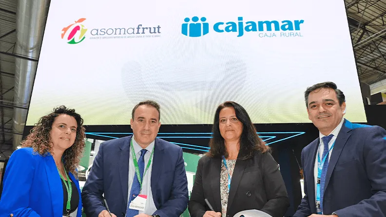 Convenio entre Cajamar y Asomafrut en Fruit Attraction 2023